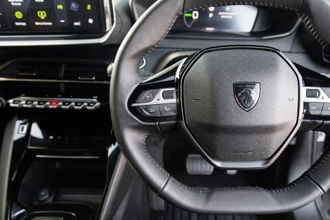 Peugeot 2008 ALLURE 19