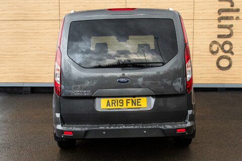 Ford Grand Tourneo Connect TITANIUM TDCI 6