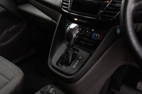 Ford Grand Tourneo Connect TITANIUM TDCI 33