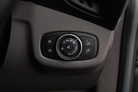 Ford Grand Tourneo Connect TITANIUM TDCI 16