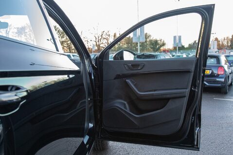 SEAT Ateca TSI EVO FR BLACK EDITION DSG 14