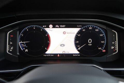 Volkswagen Polo R-LINE TSI 15