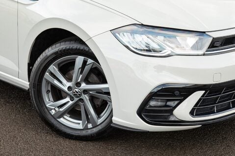 Volkswagen Polo R-LINE TSI 11