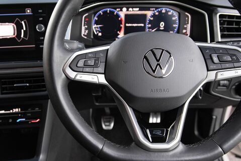 Volkswagen Polo R-LINE TSI 19