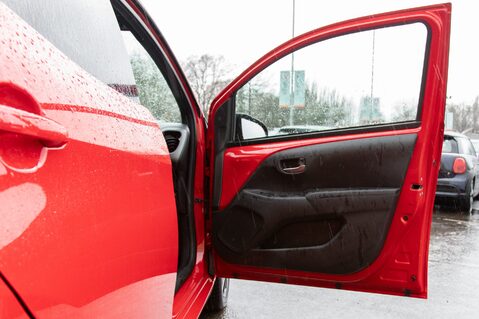 Toyota Aygo VVT-I X-TREND X-SHIFT TSS 12