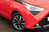 Toyota Aygo VVT-I X-TREND X-SHIFT TSS 9