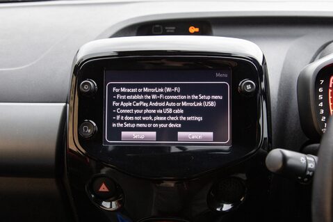 Toyota Aygo VVT-I X-TREND X-SHIFT TSS 23