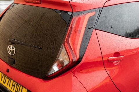 Toyota Aygo VVT-I X-TREND X-SHIFT TSS 7