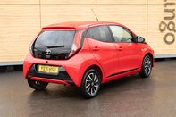 Toyota Aygo VVT-I X-TREND X-SHIFT TSS 2