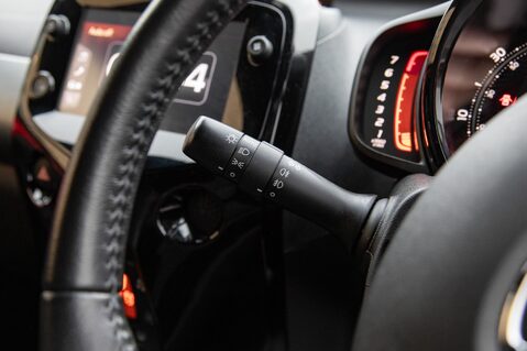 Toyota Aygo VVT-I X-TREND X-SHIFT TSS 15