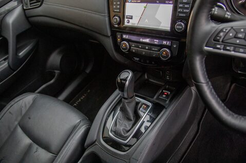 Nissan X-Trail DIG-T TEKNA DCT 33