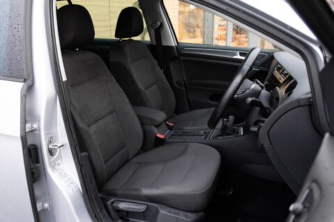 Volkswagen Golf MATCH EDITION TSI EVO 33