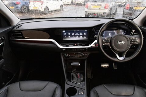 Kia Niro 4 3