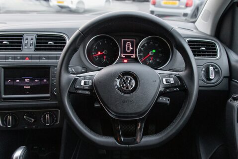 Volkswagen Polo MATCH TSI DSG 21
