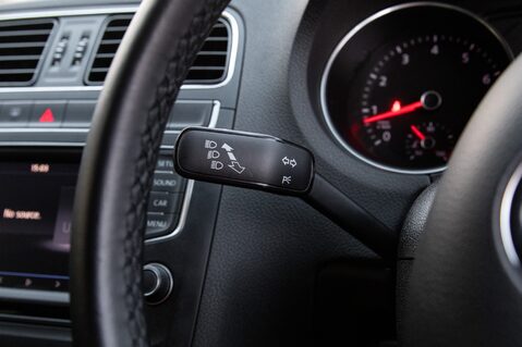 Volkswagen Polo MATCH TSI DSG 17