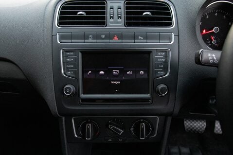 Volkswagen Polo MATCH TSI DSG 28