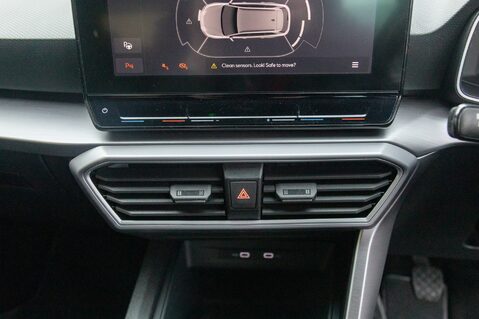 SEAT Leon TSI EVO FR SPORT 38