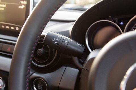 Mazda MX-5 SE-L NAV 17