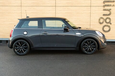 Mini Hatch COOPER S 12