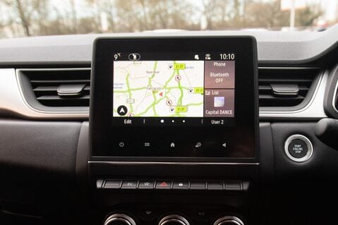 Renault Captur TECHNO E-TECH 22