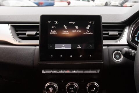 Renault Captur TECHNO E-TECH 30