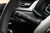 Renault Captur TECHNO E-TECH 17