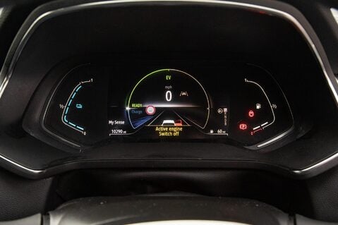 Renault Captur TECHNO E-TECH 15