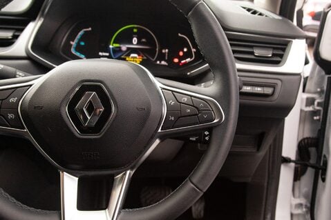 Renault Captur TECHNO E-TECH 20