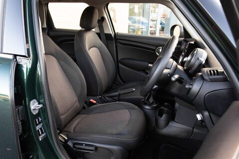 Mini Hatch COOPER CLASSIC 27