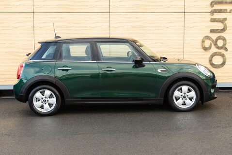 Mini Hatch COOPER CLASSIC 12