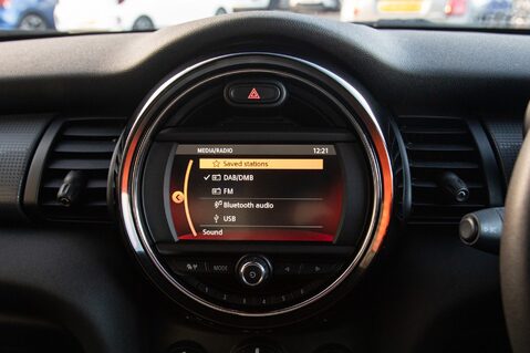 Mini Hatch COOPER CLASSIC 26