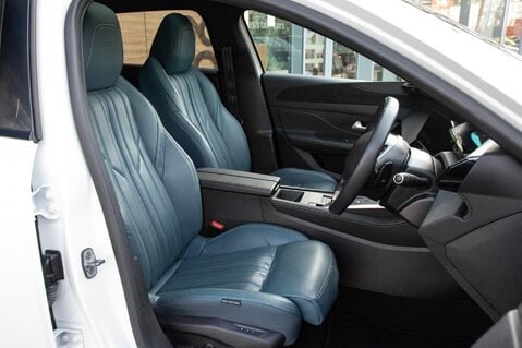 Peugeot 308 S/S SW GT PREMIUM 29