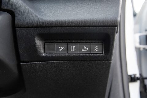 Peugeot 308 S/S SW GT PREMIUM 17