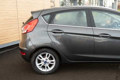 Ford Fiesta ZETEC 7