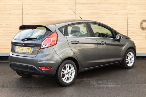 Ford Fiesta ZETEC 2