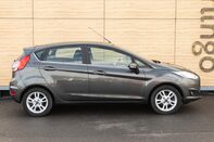 Ford Fiesta ZETEC 12