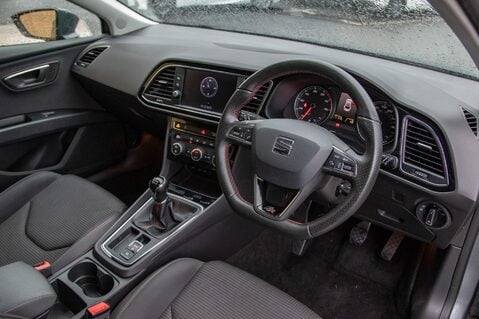 SEAT Leon ECOTSI FR TITANIUM TECHNOLOGY 4