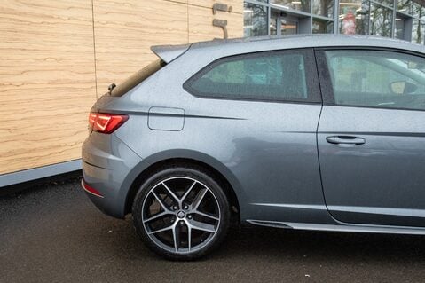 SEAT Leon ECOTSI FR TITANIUM TECHNOLOGY 7