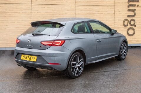 SEAT Leon ECOTSI FR TITANIUM TECHNOLOGY 2