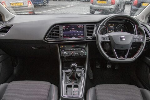 SEAT Leon ECOTSI FR TITANIUM TECHNOLOGY 3