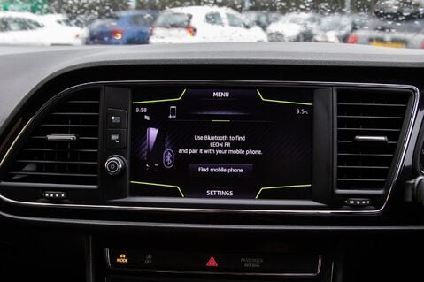 SEAT Leon ECOTSI FR TITANIUM TECHNOLOGY 25