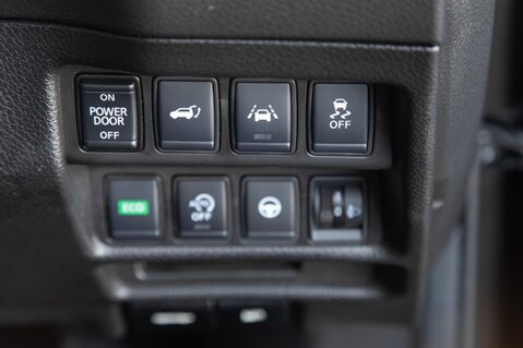 Nissan X-Trail DCI N-TEC XTRONIC 17