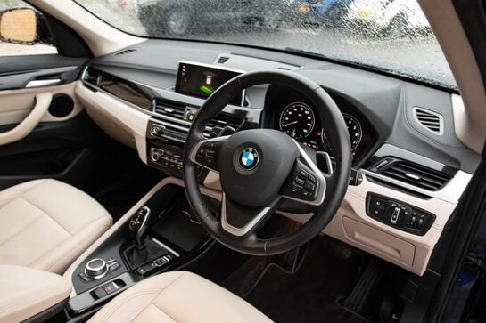 BMW X1 XDRIVE20I XLINE