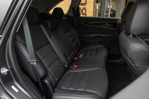 Kia Sorento CRDI KX-2 ISG 37