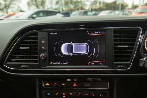 SEAT Leon TSI EVO FR BLACK EDITION 30