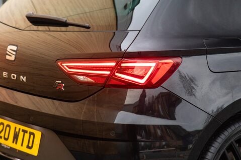 SEAT Leon TSI EVO FR BLACK EDITION 9