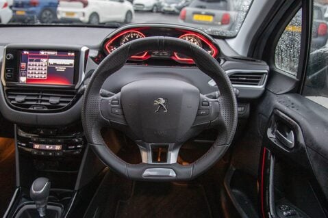 Peugeot 2008 PURETECH S/S GT LINE 21