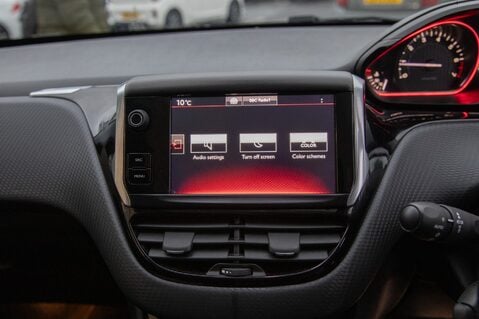 Peugeot 2008 PURETECH S/S GT LINE 25