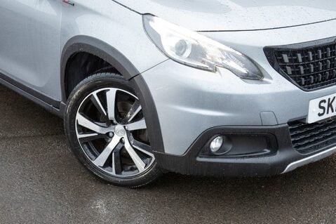 Peugeot 2008 PURETECH S/S GT LINE 11