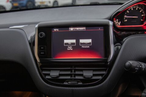 Peugeot 2008 PURETECH S/S GT LINE 26